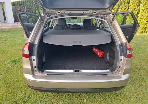 Citroen C5 cena 18900 przebieg: 330000, rok produkcji 2011 z Nowe Brzesko małe 121